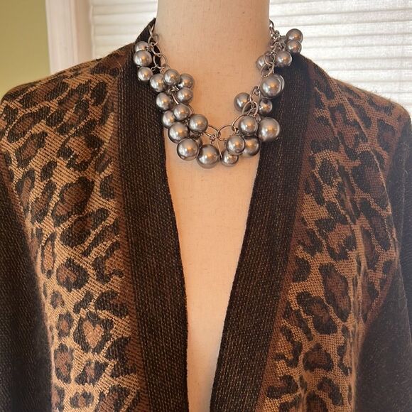 Women’s One Size Animal Print gorgeous Shawl Cardigan Poncho sweater - Picture 7 of 14